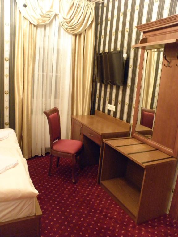 Palac Lucja Bb Zakrzów Zimmer foto