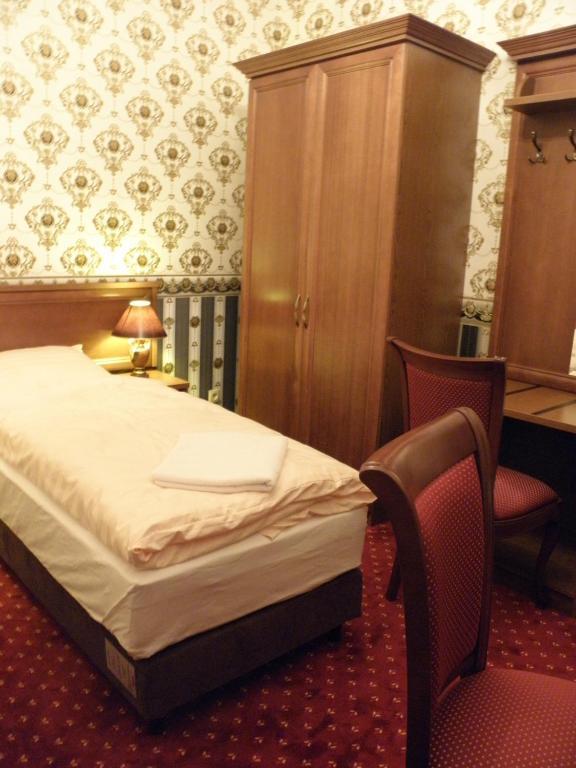 Palac Lucja Bb Zakrzów Zimmer foto
